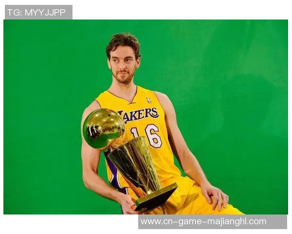 芬奇强调海兰德应展现真实自我他的挡拆与组织能力值得重视