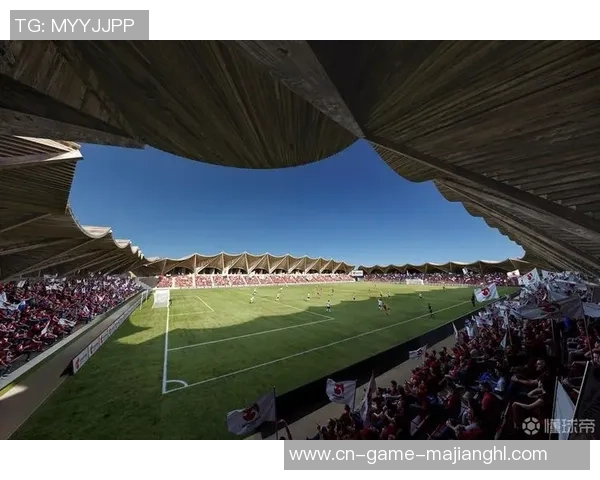 熊类踪迹现身草坪日本J3福岛联决定暂停球迷参观活动